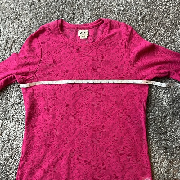 Ariat Hot Pink Long Sleeve Laced Top - XXL - Picture 5 of 7